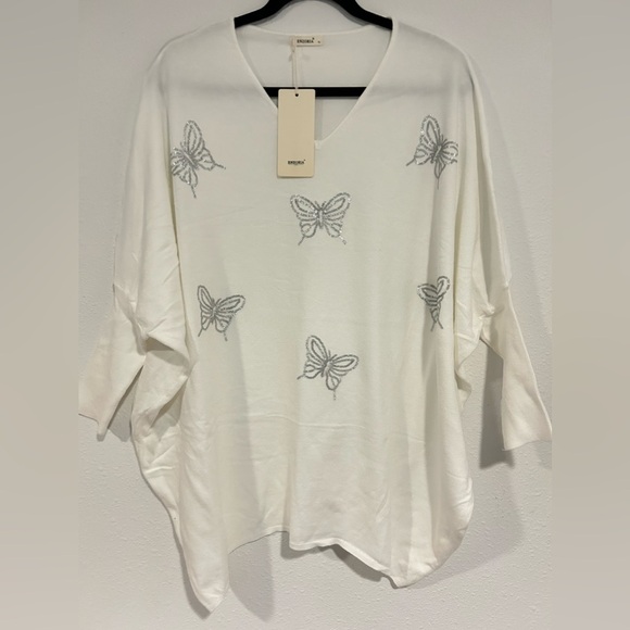 MOEWY White Silver Butterfly Embellished Sweater Size “Taille Unique” (One Size) - Picture 1 of 4